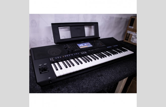 Yamaha PSR-SX900 Keyboard, Used (SN:GENUKB) - Image 4